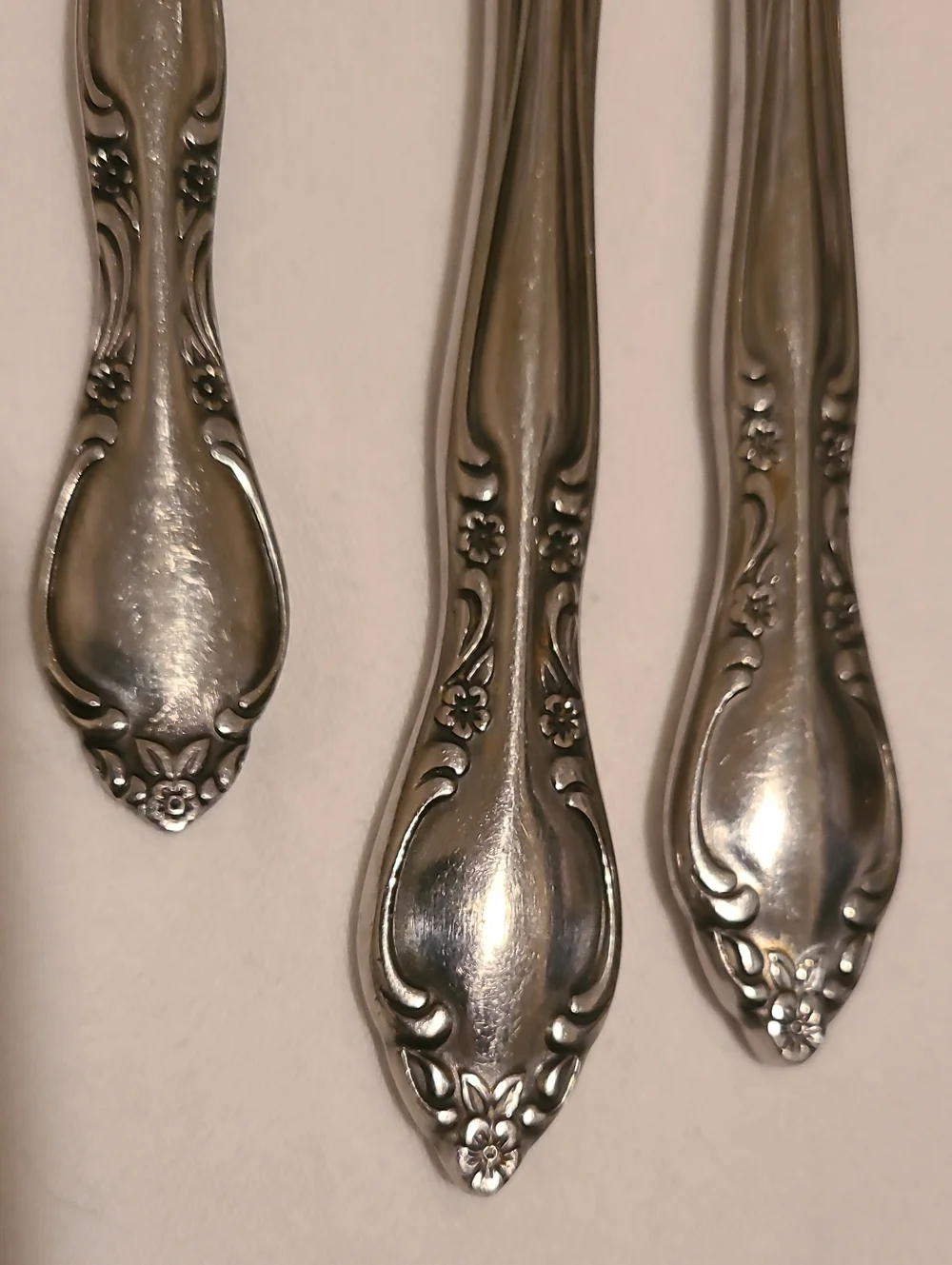 Vintage Imperial Stainless Korea Flatware 42 Pc Fleurette Pattern Floral Fork